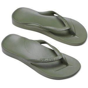 NWT $30 Orthopedic Khaki green flip flops M8 W9